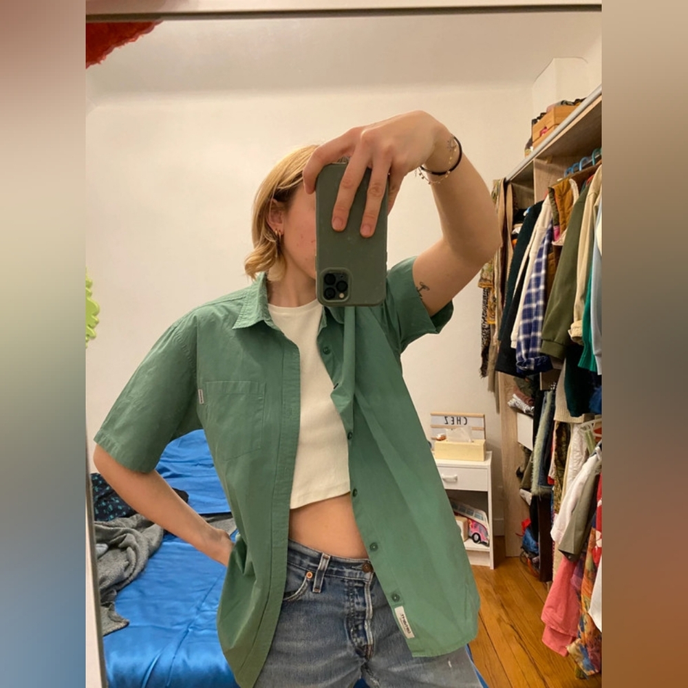Green Short Sleeve Button-Up Shirt